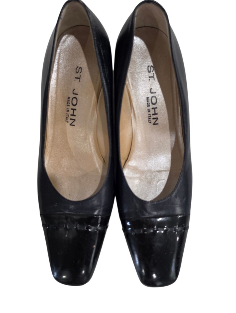 St. John Classic Navy blue and Black Block Heels size 7 Preppy, Career
